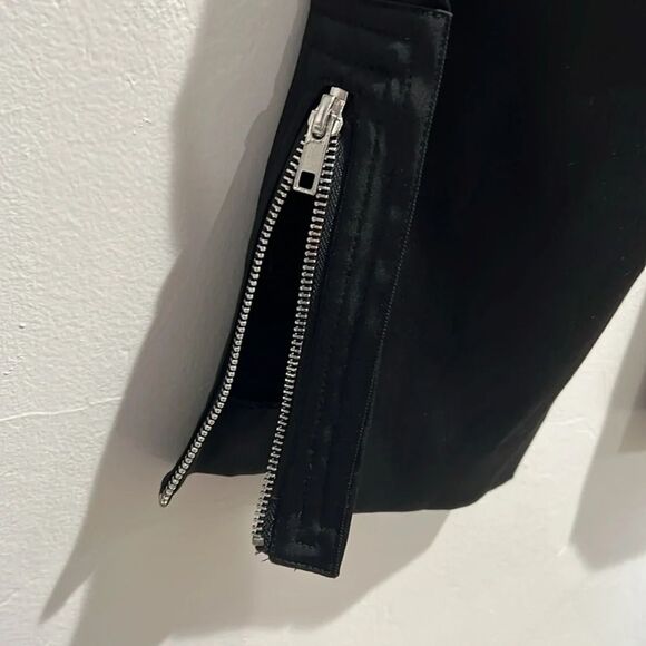 Cache Pants Black Sexy Satin Cargo Crop Zipper Size 4 NWT Deadstock - Picture 12 of 16
